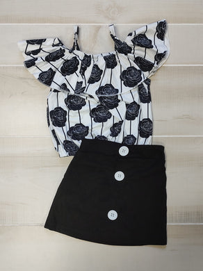 White & black rose button skirt outfit